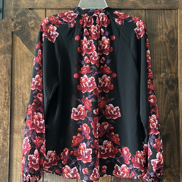 WHBM Blouse Top Sheer Black Red Floral Long Sleeve Work Office  sz M - Picture 6 of 12